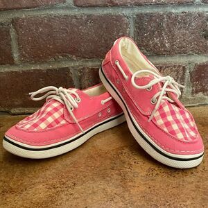 CROCS HOT PINK HOVER BOAT GINGHAM SLIP ON DECK SHOES.